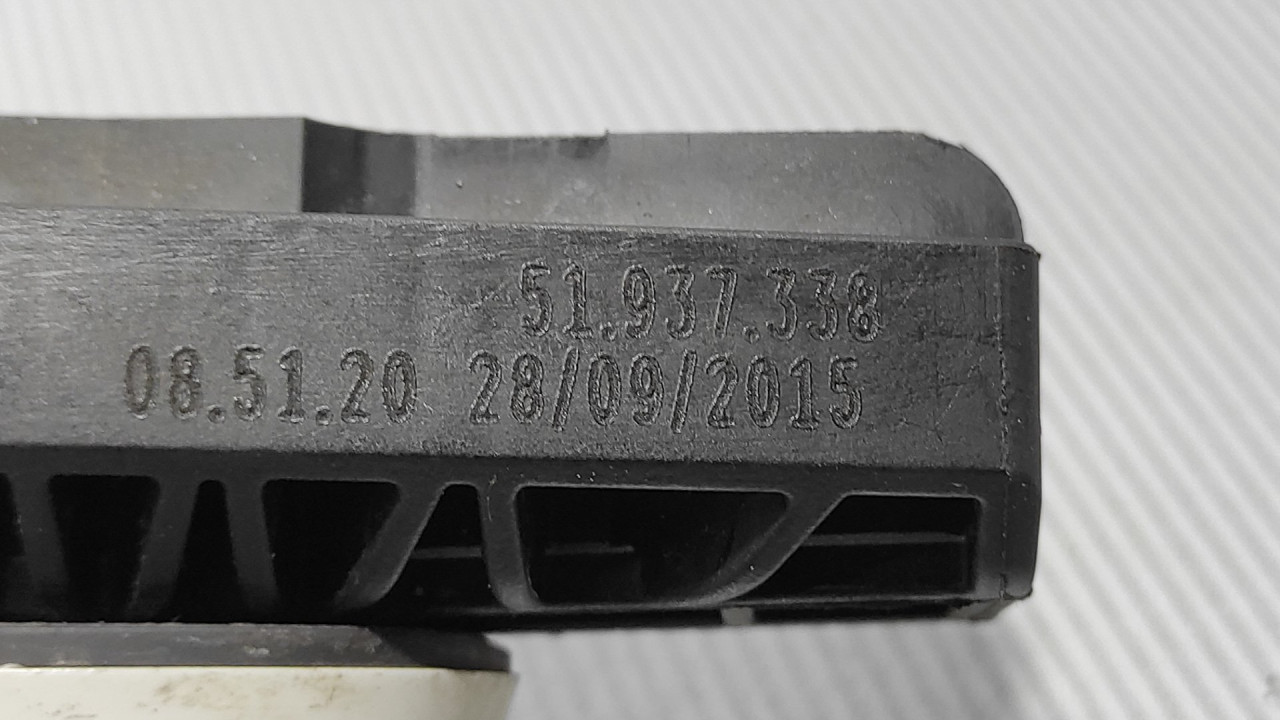 DIJELOVI RUCKA VRATA JEEP RENEGADE > 14- 51937338