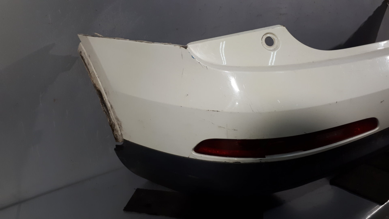 DIJELOVI BRANIK AUDI Q3 > 11-15 8U0807511C