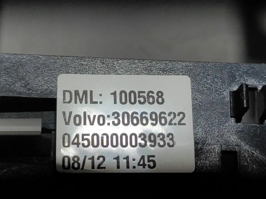 RASVJETA U KABINI VOLVO XC90 > 02-06 30669622