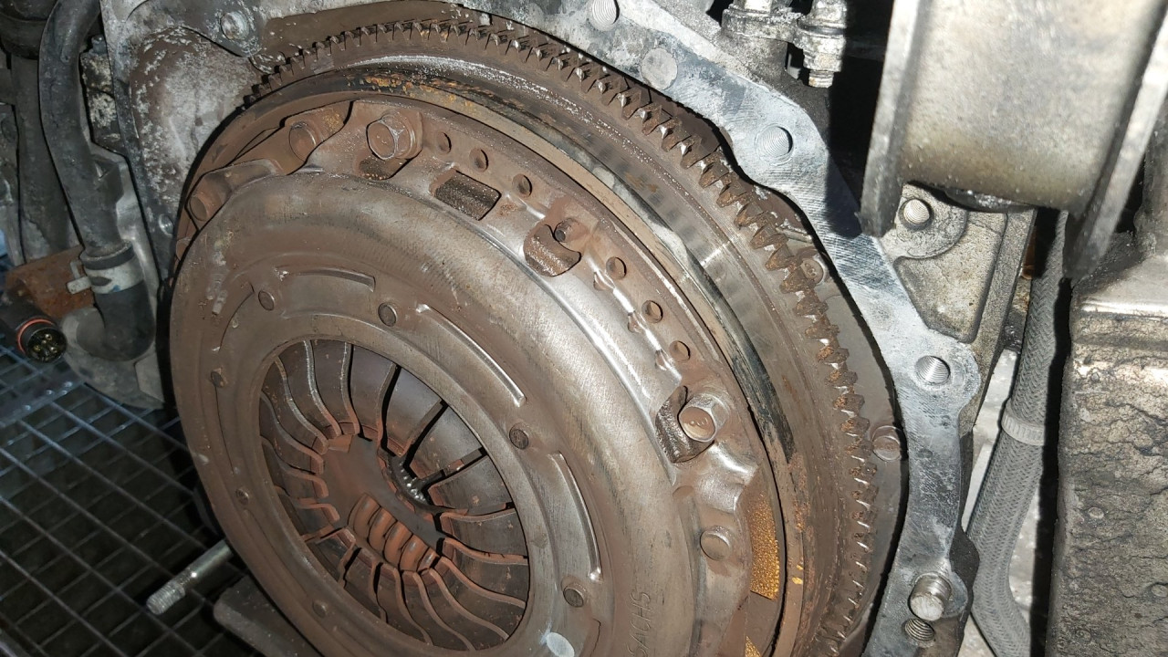 DIJELOVI KORPA SUBARU IMPREZA > 07-11 30210AA720
