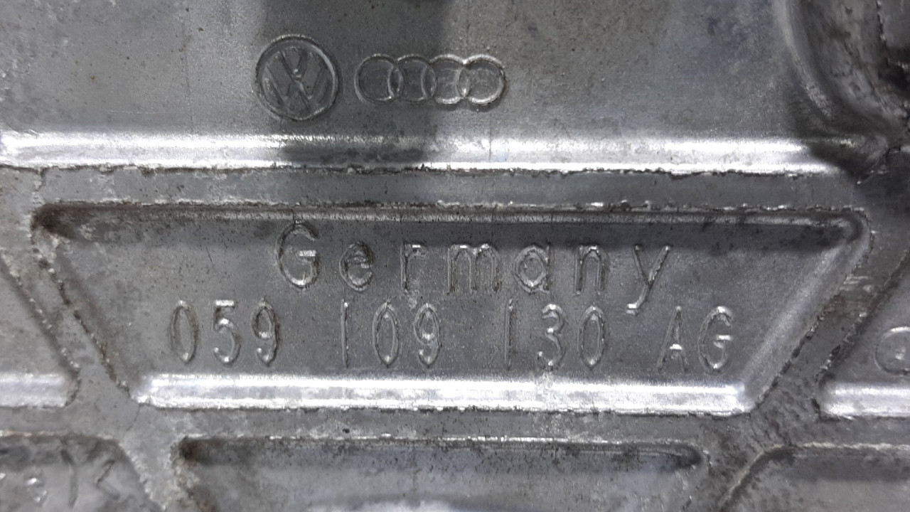 DIJELOVI DEKLO AUDI Q5 > 12-16 059109130AG