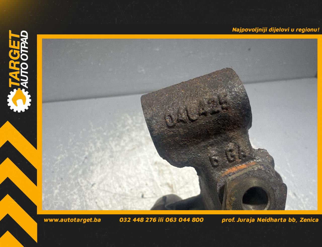 DIJELOVI NOSAC POLUOSOVINE AUDI A3 (8V1/8VA) > 12-16 1.6 04L425