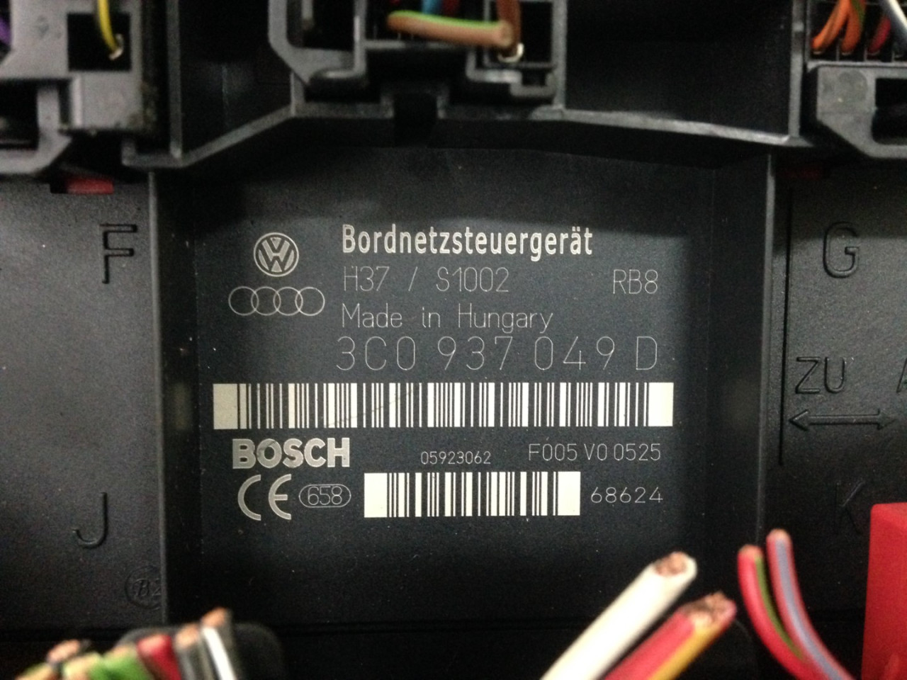 ELEKTRONIKA MODUL VW GOLF 5 > 03-08 3C0937049D 3C093704