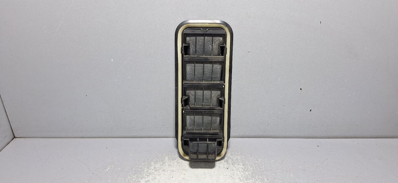 DIJELOVI PLASTIKA VOLVO XC60 > 17- 31449325