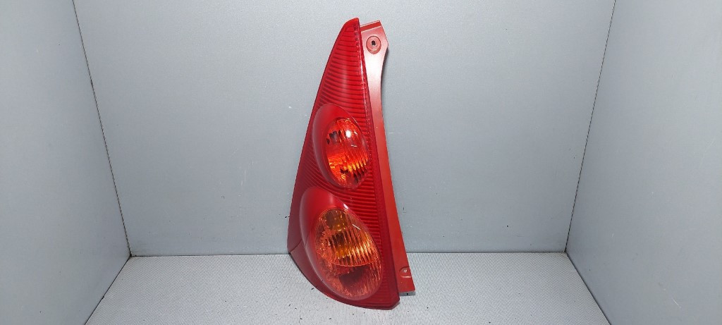 STOP SVJETLO PEUGEOT 107 > 09-12 815600H040