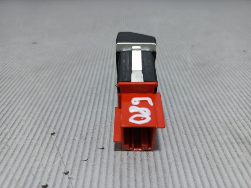 DIJELOVI PREKIDAC SKODA SUPERB > 08-13 3T0927127B