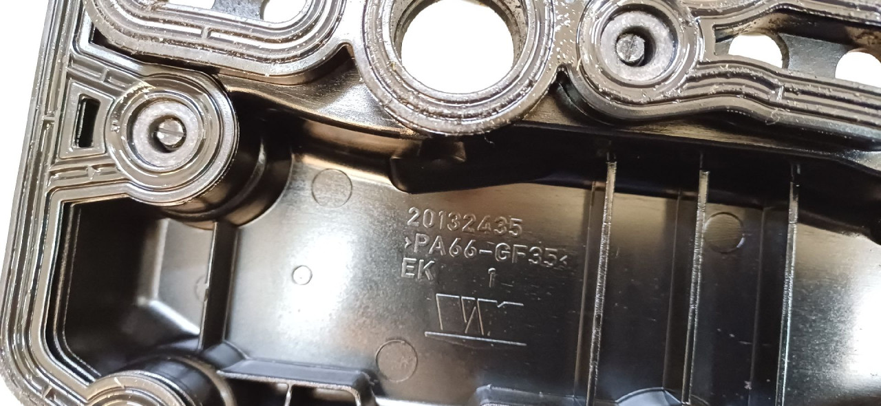 DIJELOVI DEKLO JEEP GRAND CHEROKEE > 17- 3.0 20132435