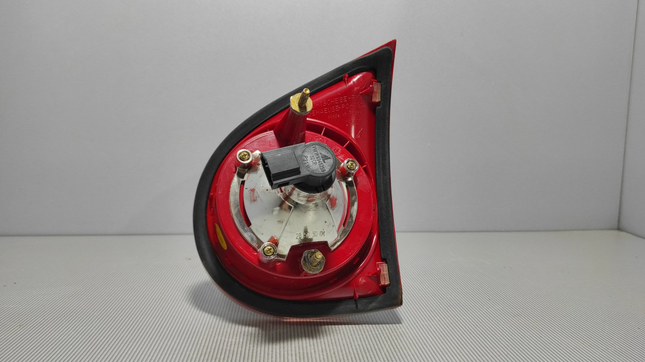 DIJELOVI STOP SVJETLO VW GOLF 5 > 03-08 1K6945093E