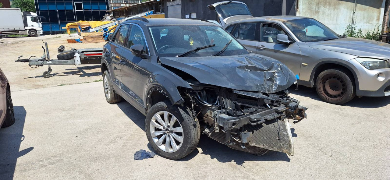 DIJELOVI VW T-ROC > 17- 1.0 Benzin DLAA MOTOR