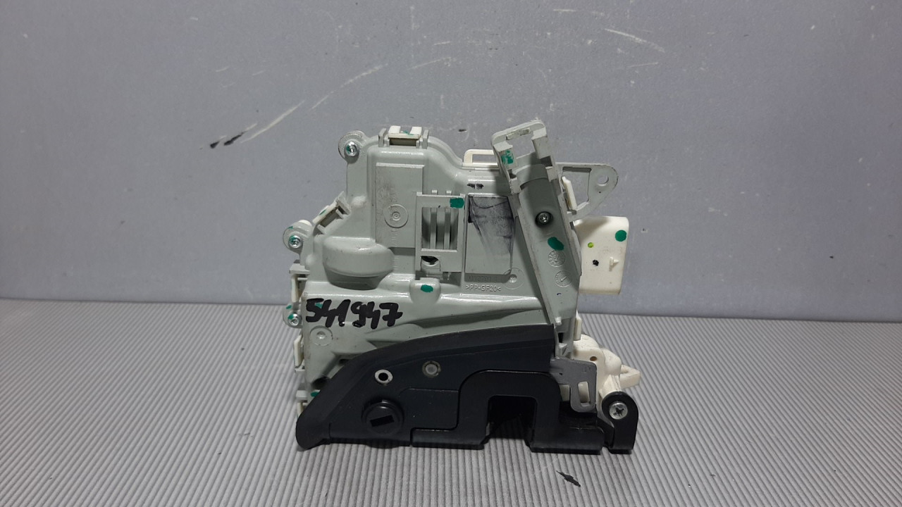 BRAVA VRATA AUDI A4 (B8) > 07-11 8K0839015C