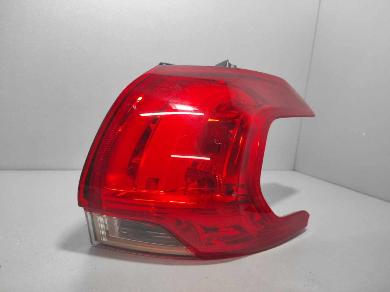 STOP SVJETLO PEUGEOT 2008 > 13-16 9678074380