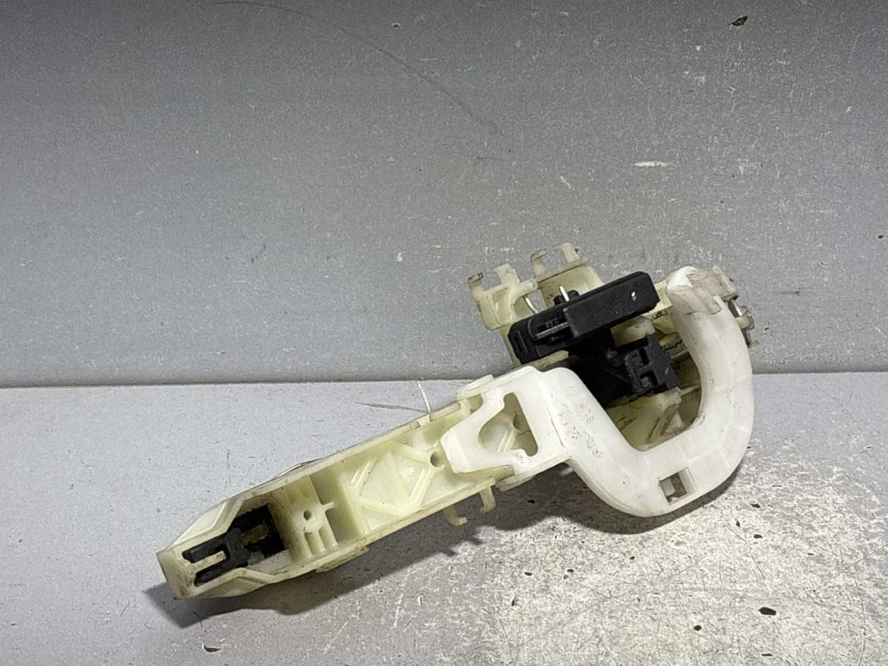 DIJELOVI RUCKA VRATA KIA SPORTAGE > 11-15
