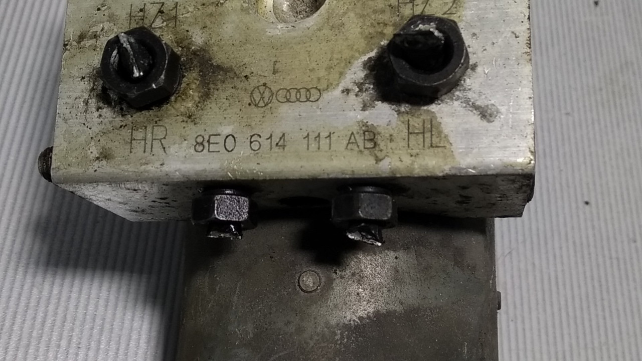ABS ELEKTRONIKA VW PASSAT B5 > 96-00 8E0614111AB 026521