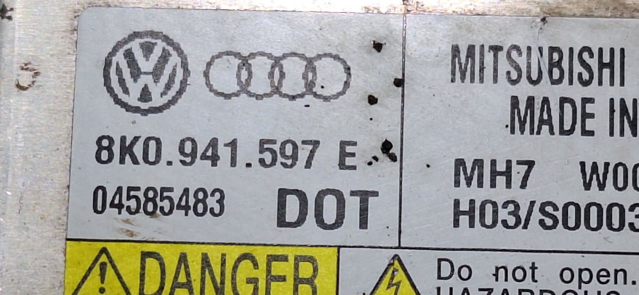 DIJELOVI BALAST FARA AUDI A4 (B8) > 12-15 8K0941597E