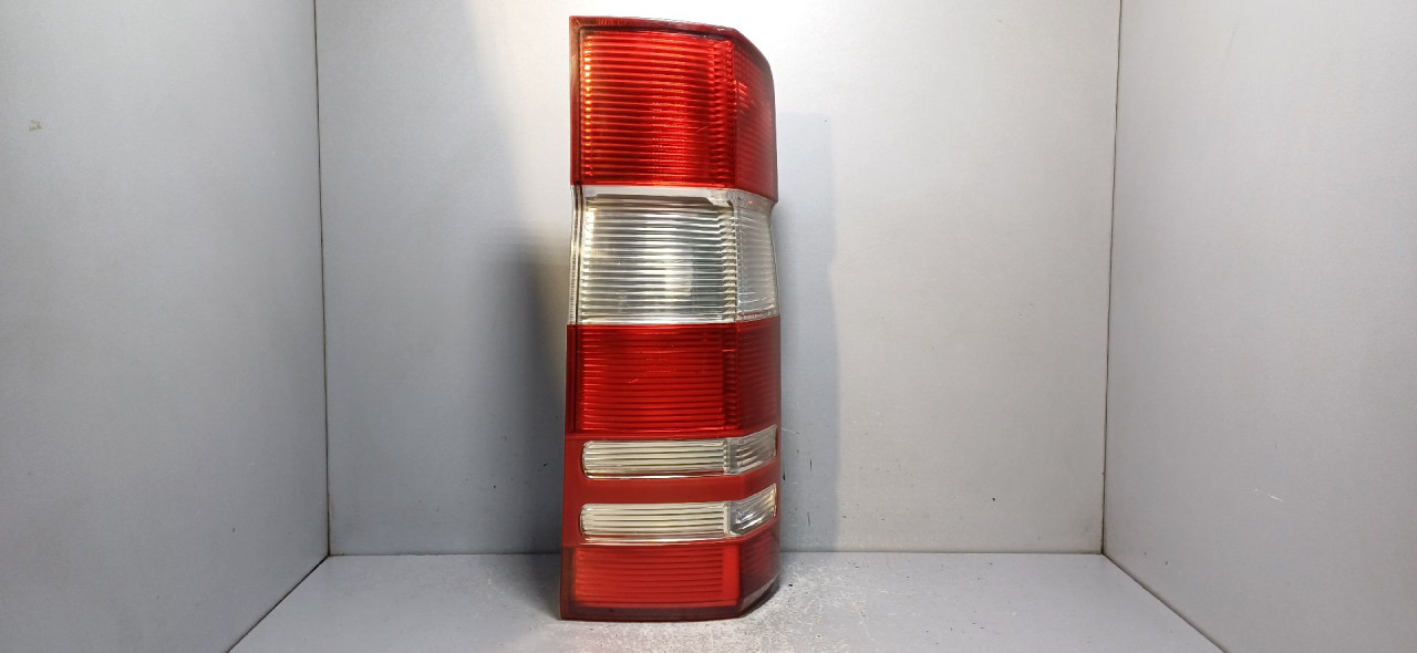 STOP SVJETLO MERCEDES SPRINTER > 06-13 A9068200164
