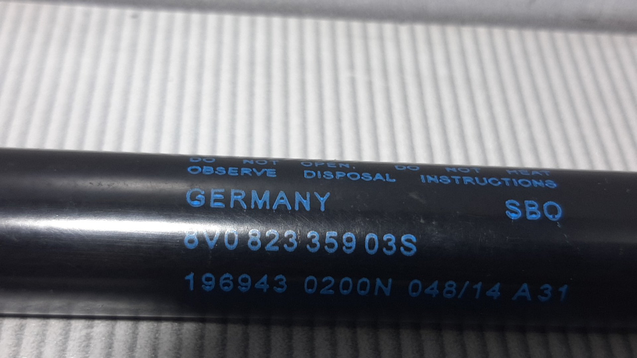 AMORTIZER HAUBE AUDI A3 (8VF/8VK) > 16- 8V0823359