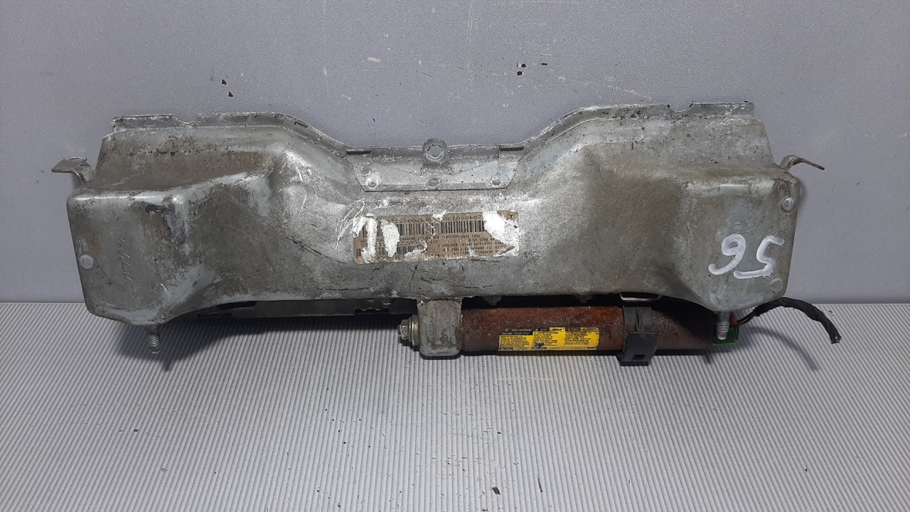 AIRBAG NOGU MERCEDES C KLASA (W204/S204) > 07-10 305669