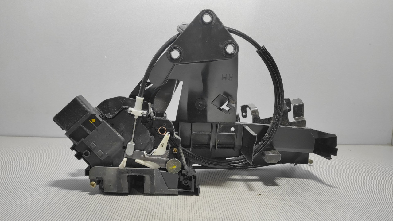 BRAVA VRATA FORD FOCUS > 05-07 3M5A21812AK