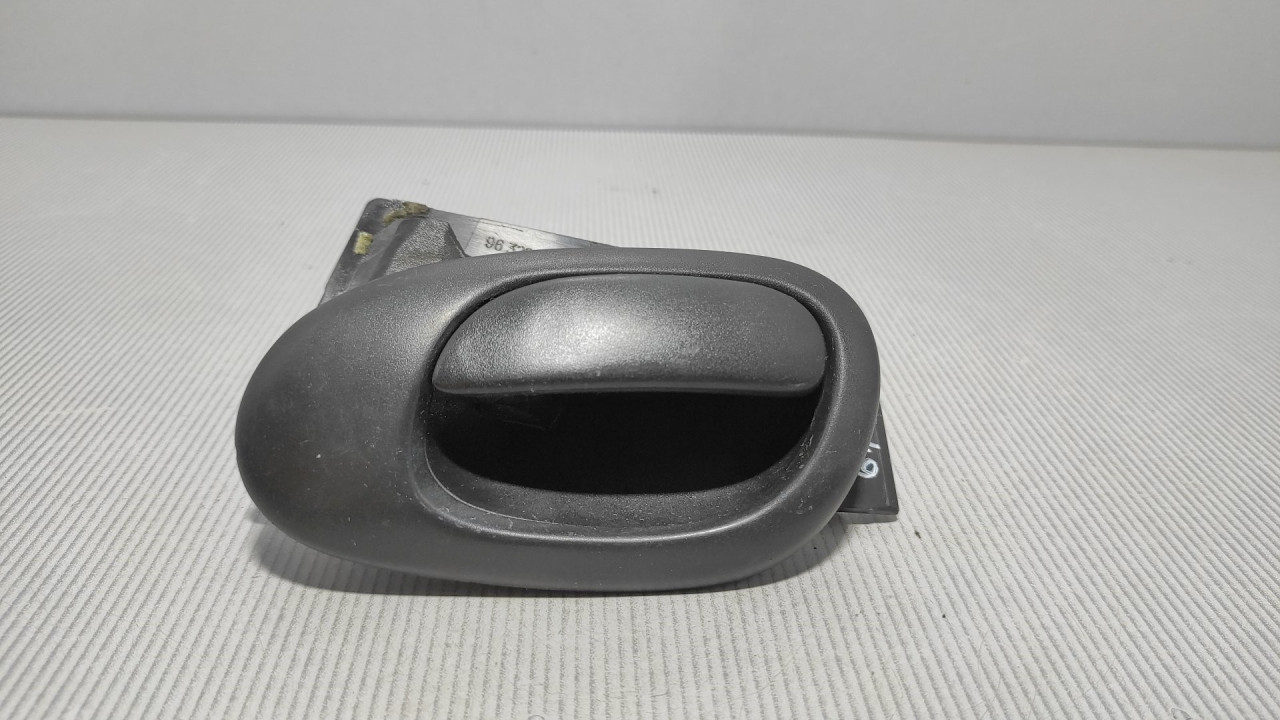 UNUTRASNJA RUCKA VRATA PEUGEOT 206 > 98-09 9632918877