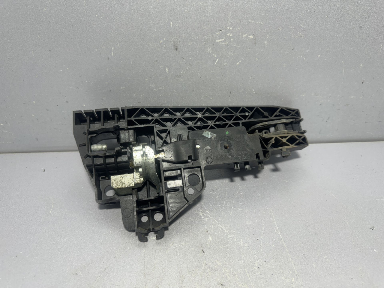 DIJELOVI RUCKA VRATA AUDI Q5 > 08-11 8T01837885