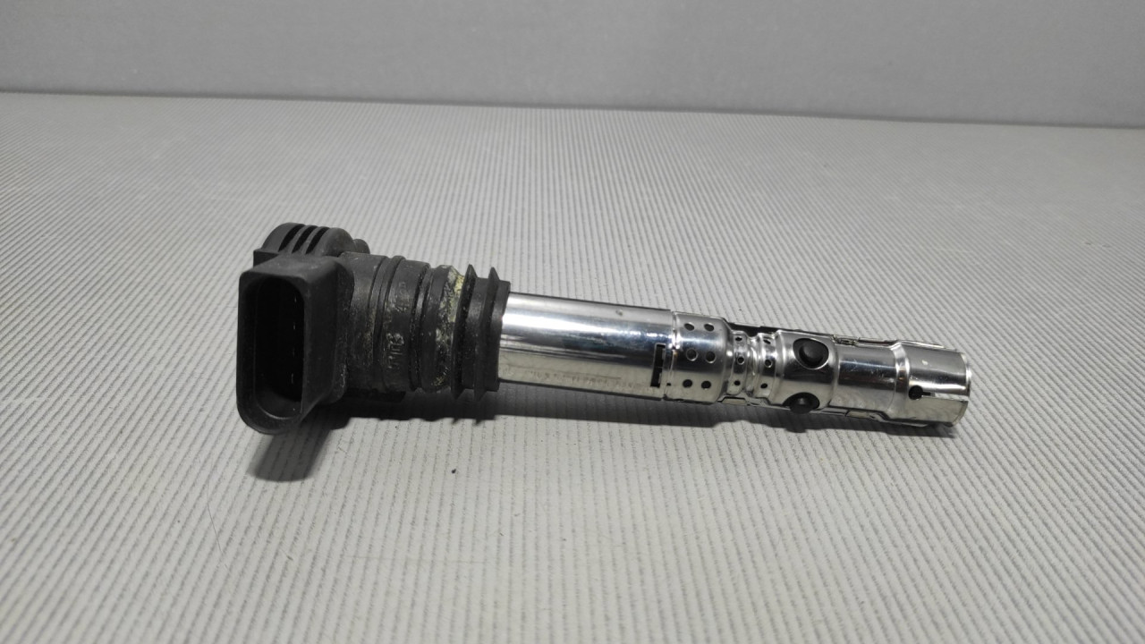 DIJELOVI BOMBINA AUDI A3 > 96-03 06A905115D
