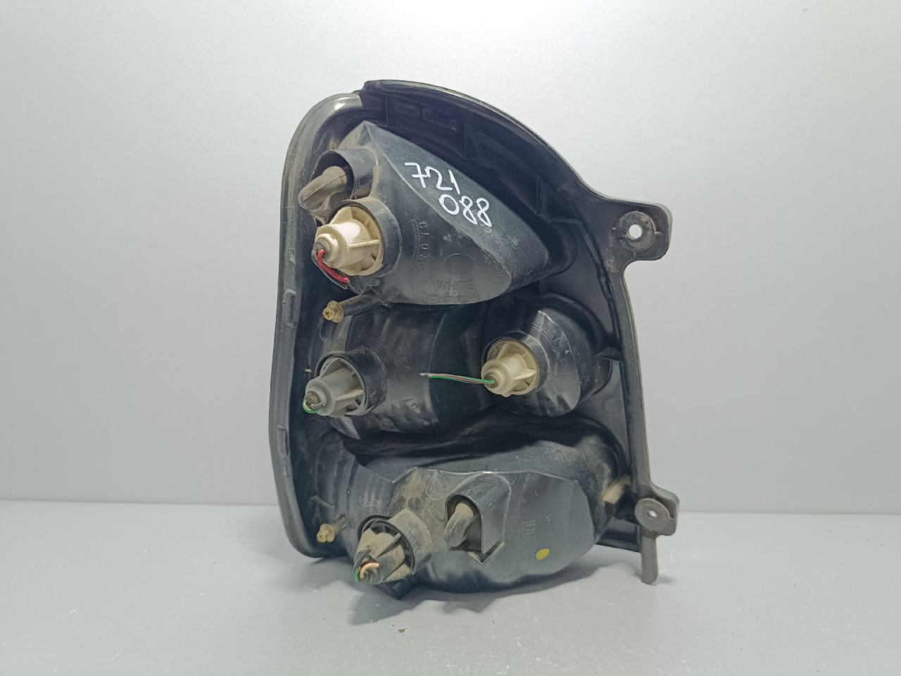 STOP SVJETLO KIA CARNIVAL > 99-01 0K55251140