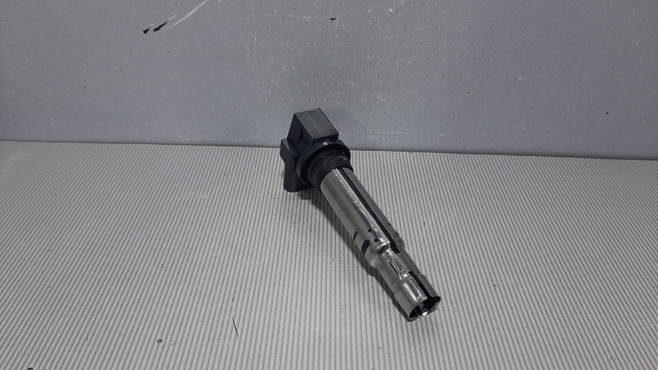 DIJELOVI BOMBINA VW PASSAT B7 > 10-14 036905715G