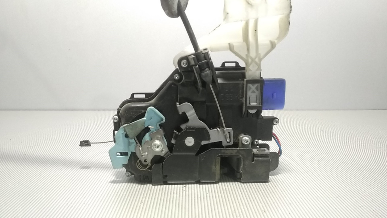 BRAVA VRATA SKODA OCTAVIA > 04-08 3D2837015K