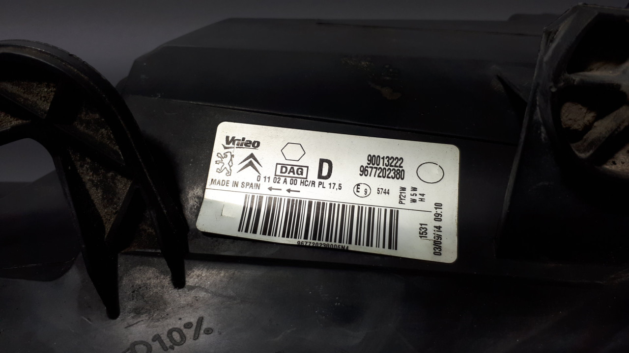 DIJELOVI FAR PEUGEOT PARTNER > 12-15 9677202380