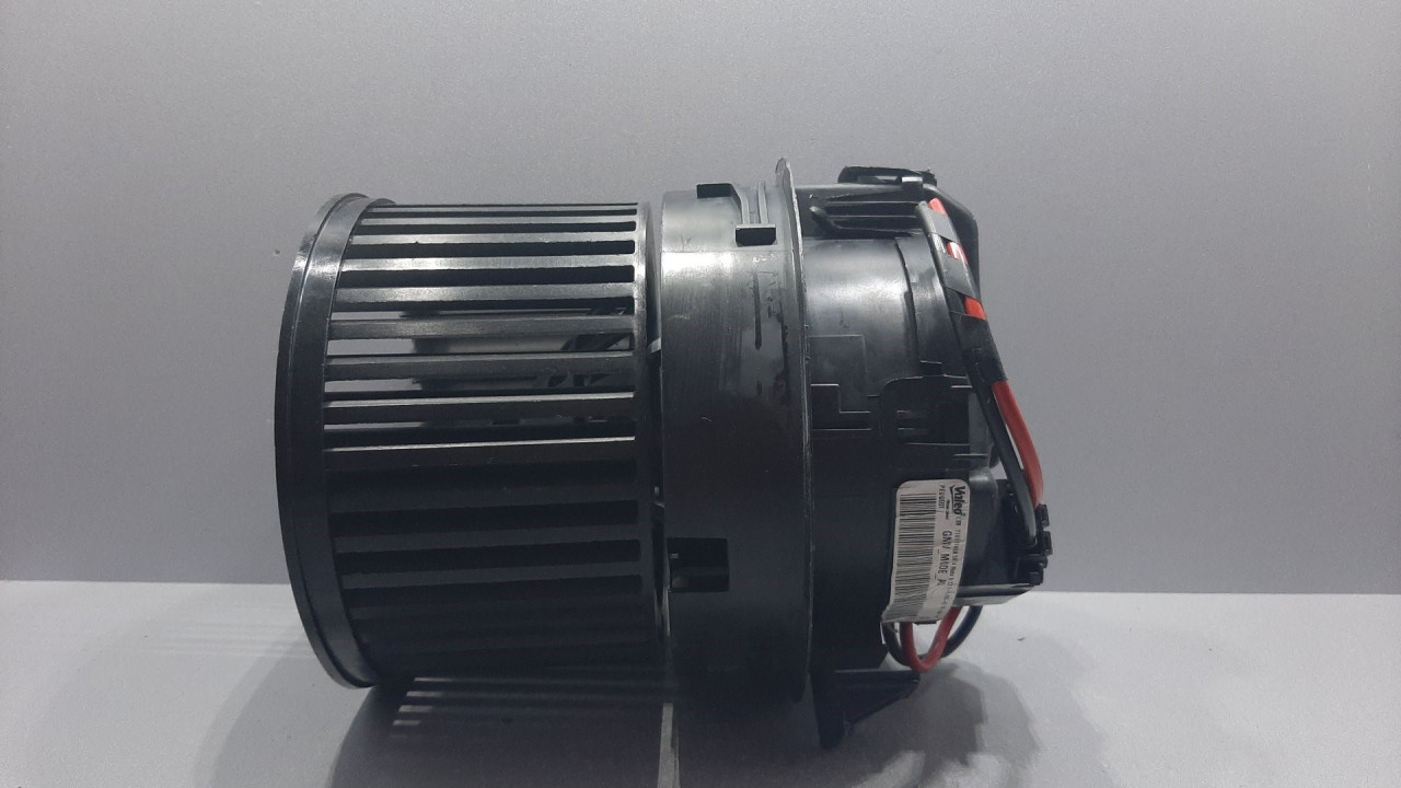 DIJELOVI VENTILATOR KABINE PEUGEOT 208 > 15-19 T1013140A