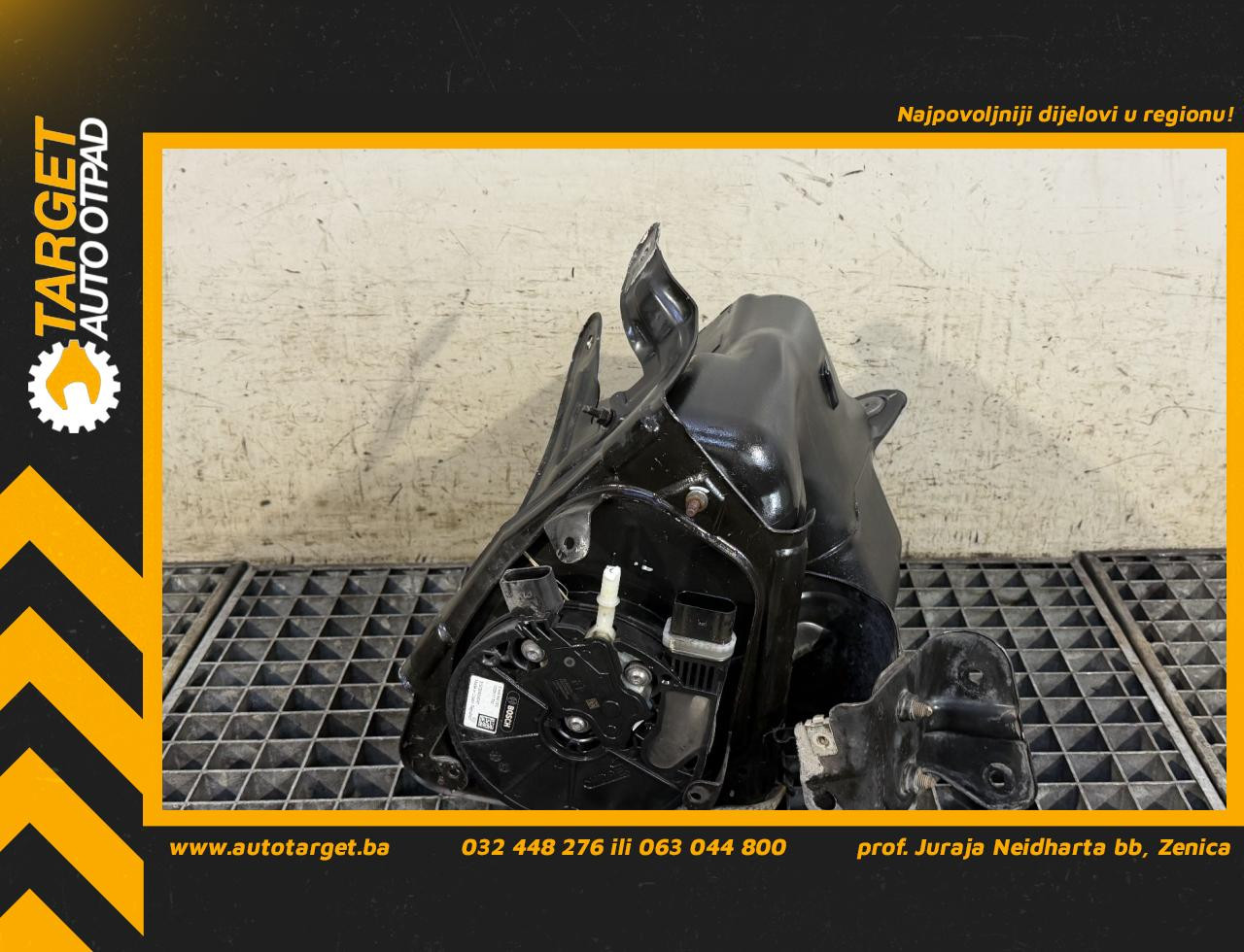DIJELOVI REZERVOAR ADITIVA BMW X5 (F15) > 13-18 3.0 7295653