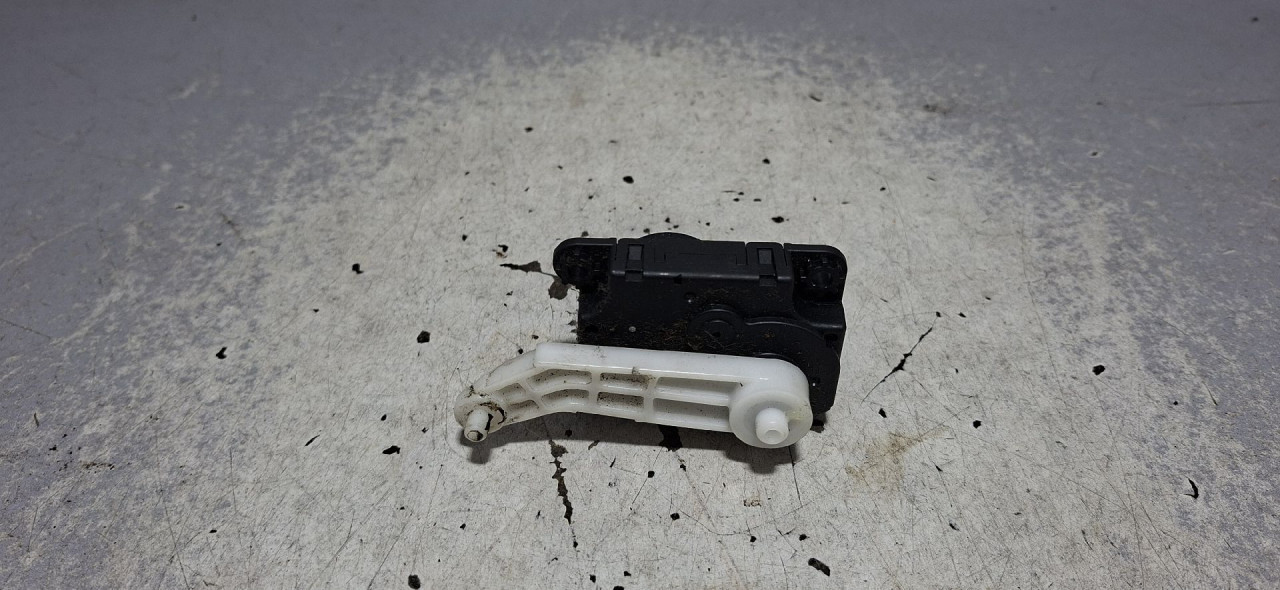 DIJELOVI MOTORIC KLAPNE NISSAN X-TRAIL > 14-17 1.6 277T64BU2A