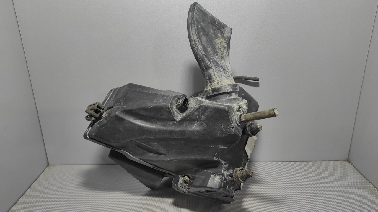 KUCISTE FILTERA ZRAKA AUDI A4 (B8) > 12-15 8K0133835AE