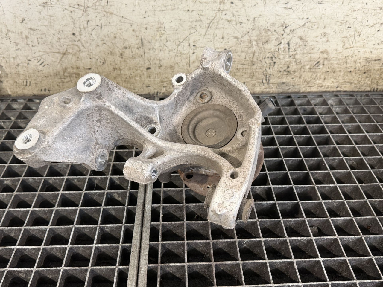 DIJELOVI GLAVCINA SKODA KODIAQ > 18-21 1.5 5QF505436H