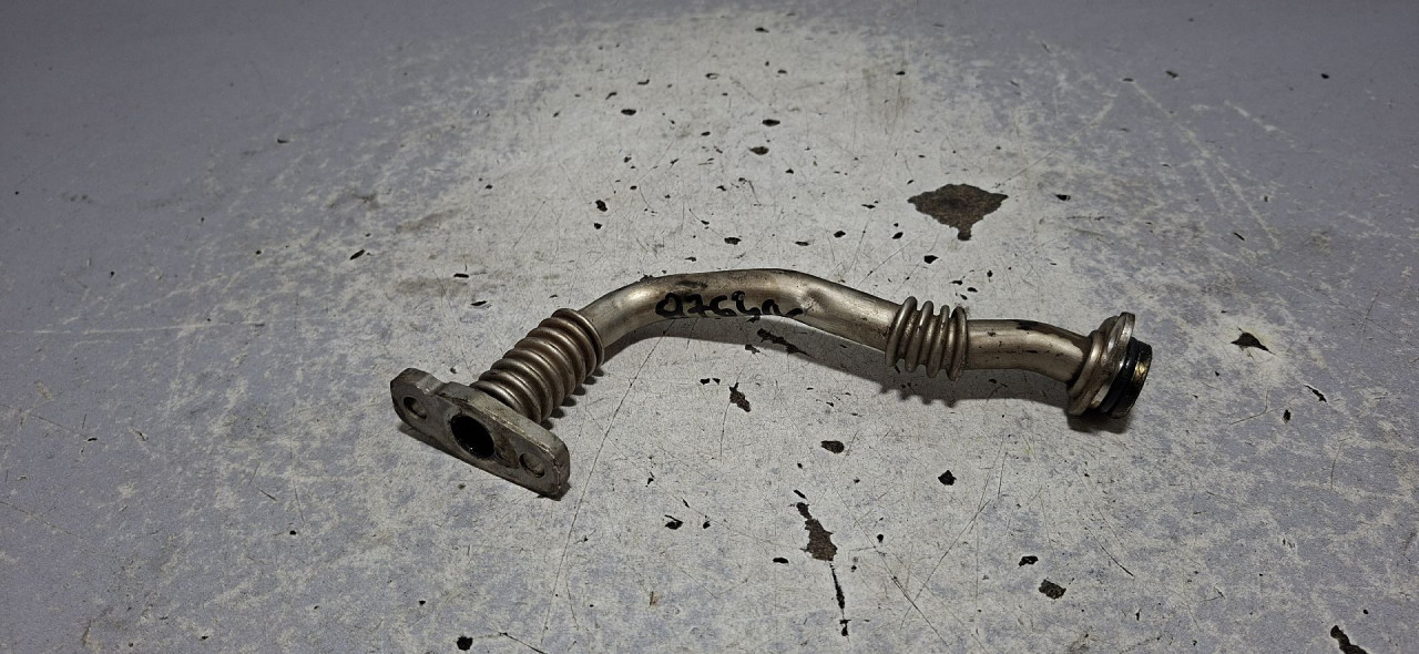 DIJELOVI CRIJEVO TURBINE VW PASSAT B7 > 10-14 1.6 04L145736E