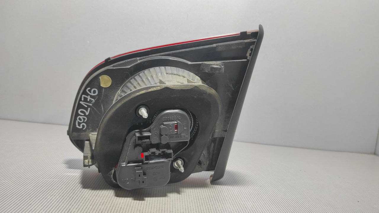 DIJELOVI STOP SVJETLO VW GOLF 6 > 08-12 5K0945093G