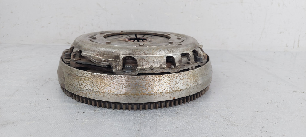 DIJELOVI KORPA FORD FOCUS > 07-11 9M517563AA