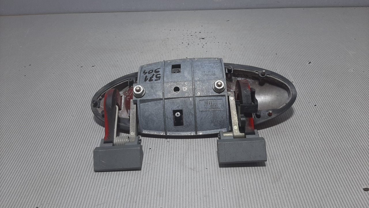 DIJELOVI RUCKA VRATA SAAB 9-5 > 06-09 5510136