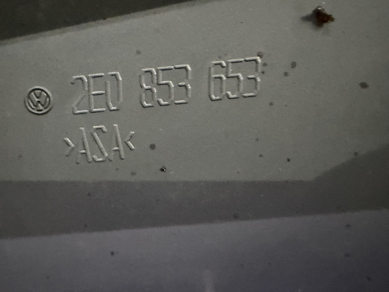 DIJELOVI MASKA VW CRAFTER > 05-11 2.5 2E0853653