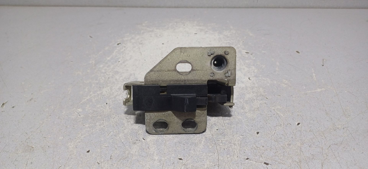 DIJELOVI BRAVA VRATA VW CRAFTER > 11-16 2.0 A9067401135