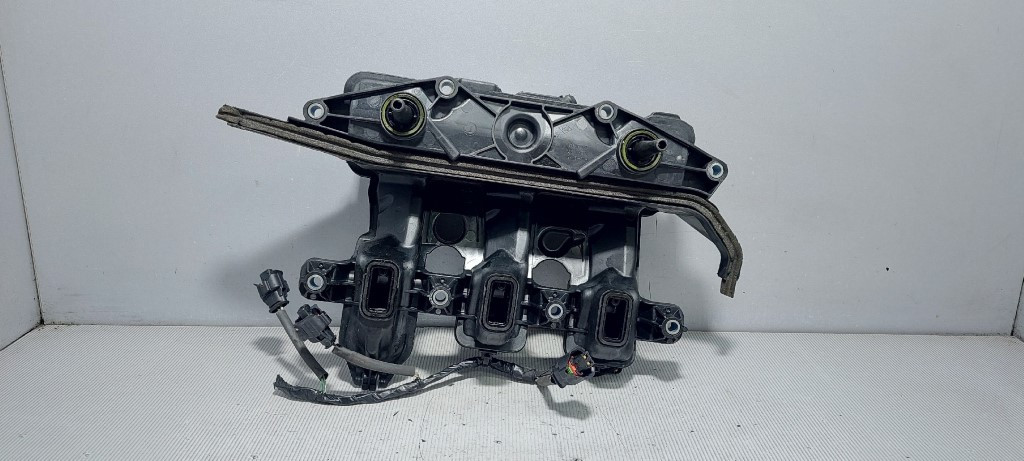 DIJELOVI DEKLO OPEL VIVARO B > 14- 118300724R