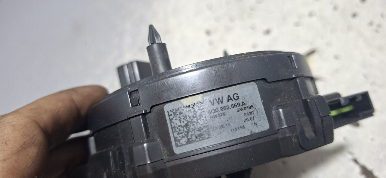 DIJELOVI SPULA VOLANA VW PASSAT B8 > 14-19 1.6 5Q0953569A