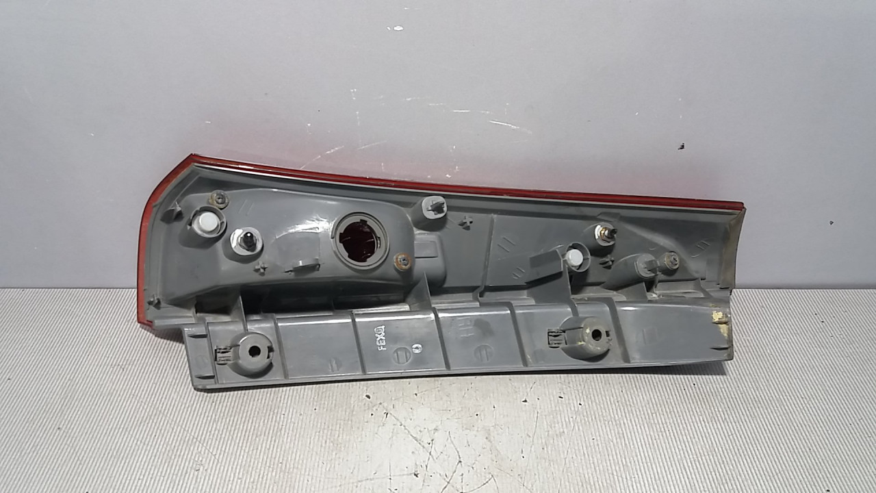DIJELOVI STOP SVJETLO KIA CEED > 06-09 924041H3