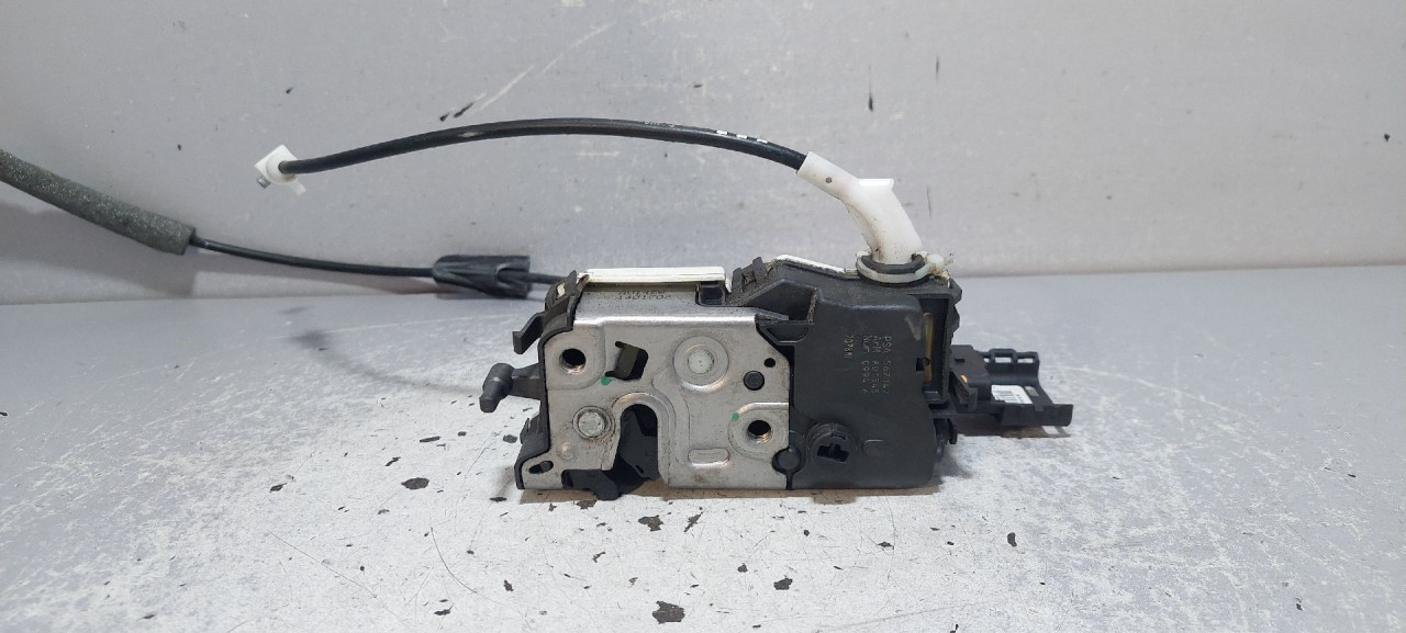 DIJELOVI BRAVA VRATA PEUGEOT 308 > 07-11 PSA567147