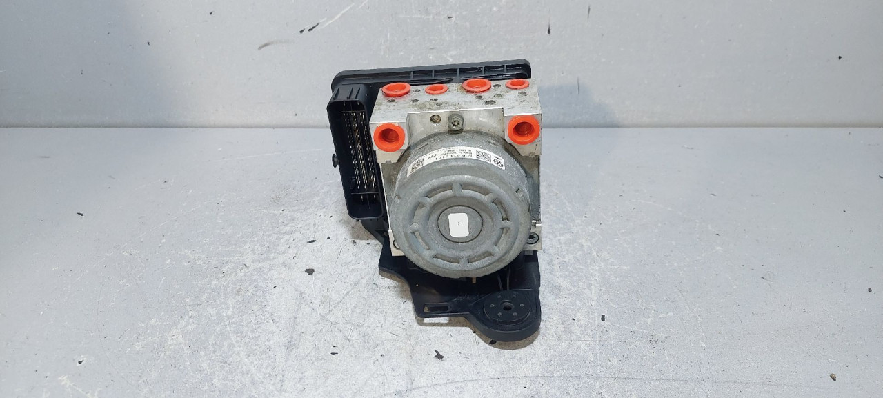 ABS ELEKTRONIKA AUDI A3 (8V1/8VA) > 12-16 5Q0907379M 5Q