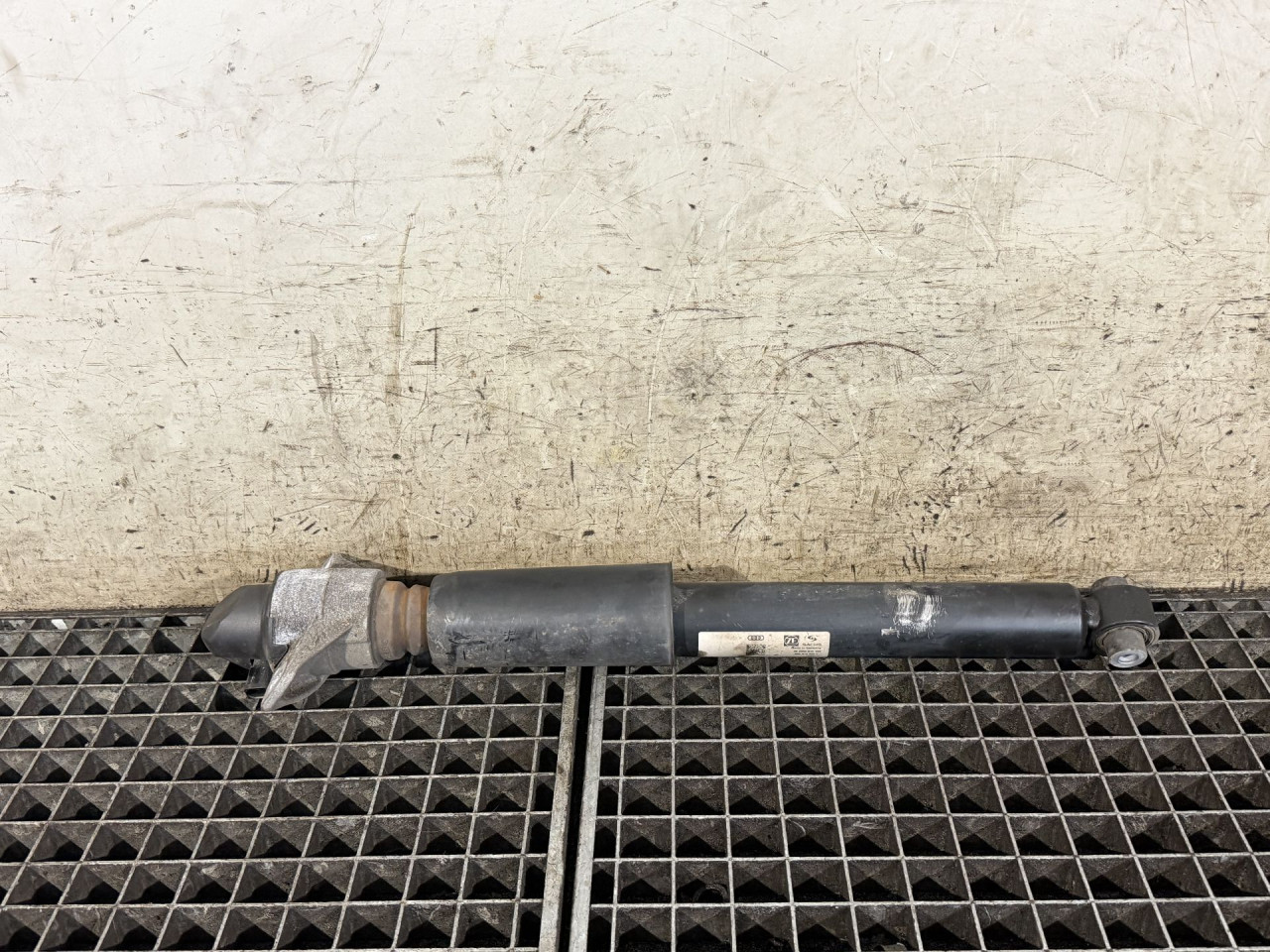 DIJELOVI AMORTIZER AUDI Q5 (FY) > 17 - 20  3.0 80A616025T