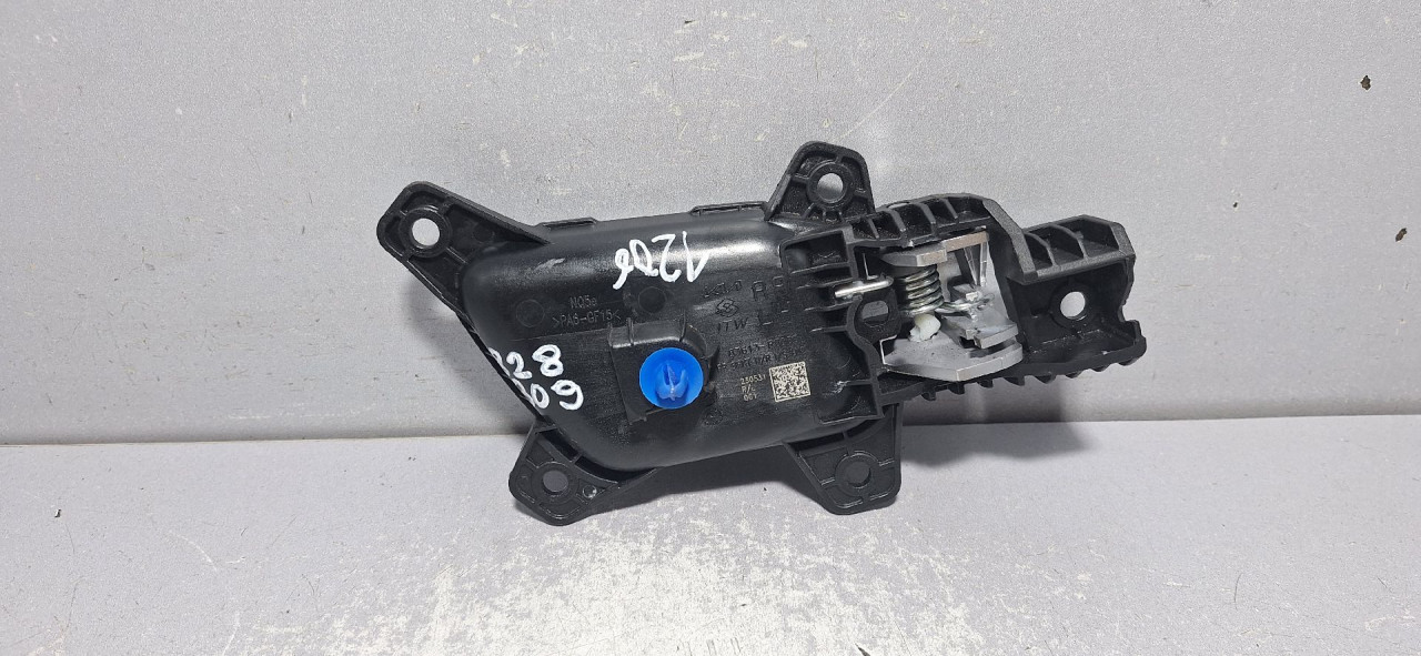 UNUTRASNJA RUCKA VRATA KIA SPORTAGE > 18- 83613R2000