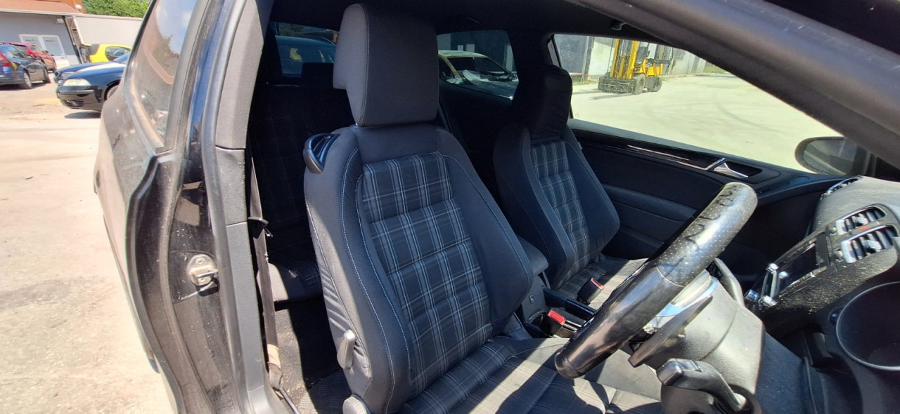 DIJELOVI VW GOLF 6 GTD 2.0 TDI DIZEL 2010 MJENJAC MOTOR CFGB