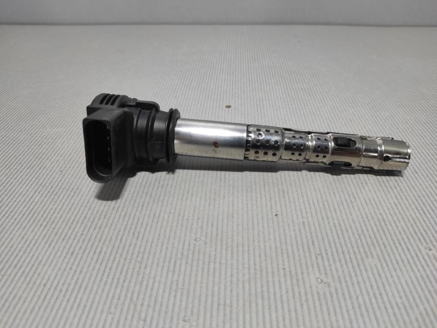 DIJELOVI BOMBINA VW PASSAT B6 > 05-10 06F905115F