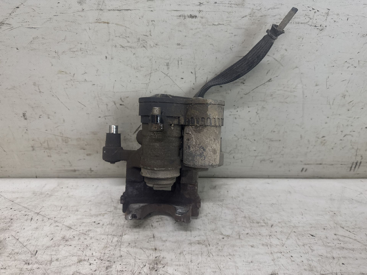 KOCIONA KLJESTA LAND ROVER EVOQUE > 15-18 JJ322K328AA
